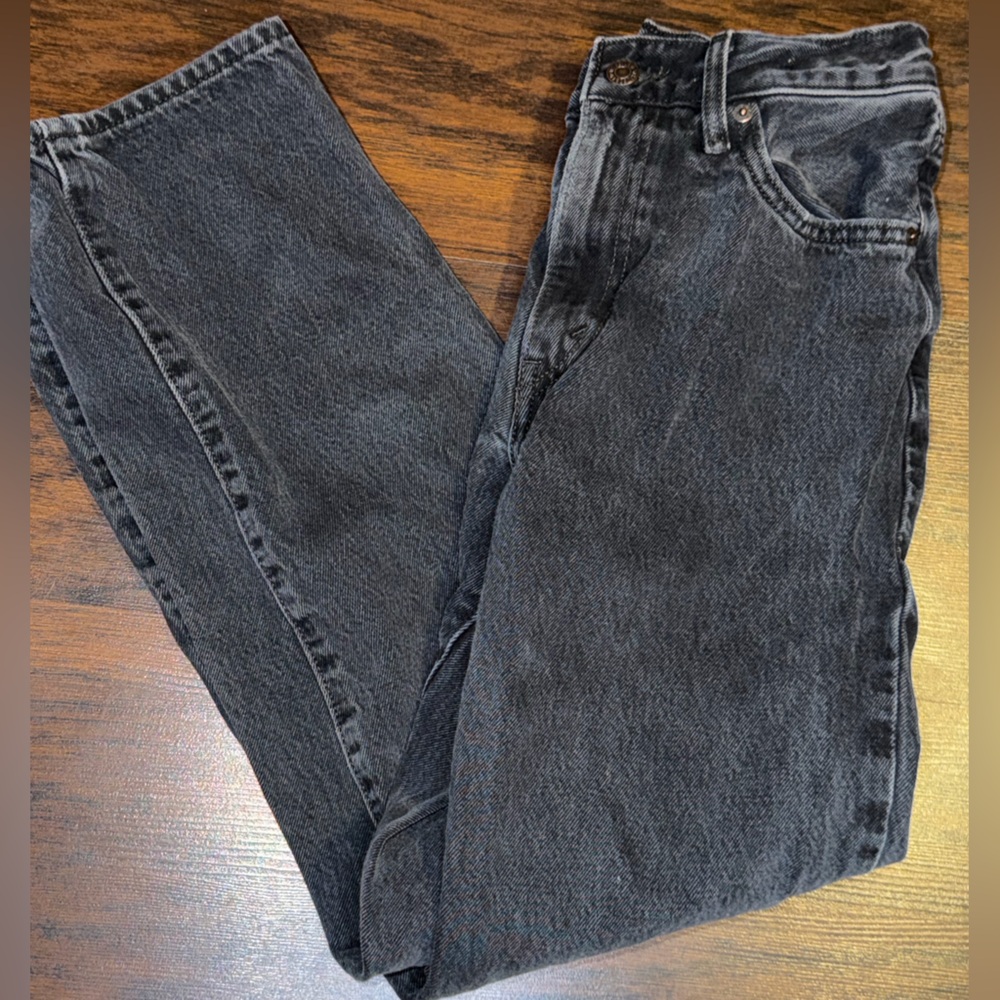 Levi's Women's Dark Gray Straight Leg Jeans